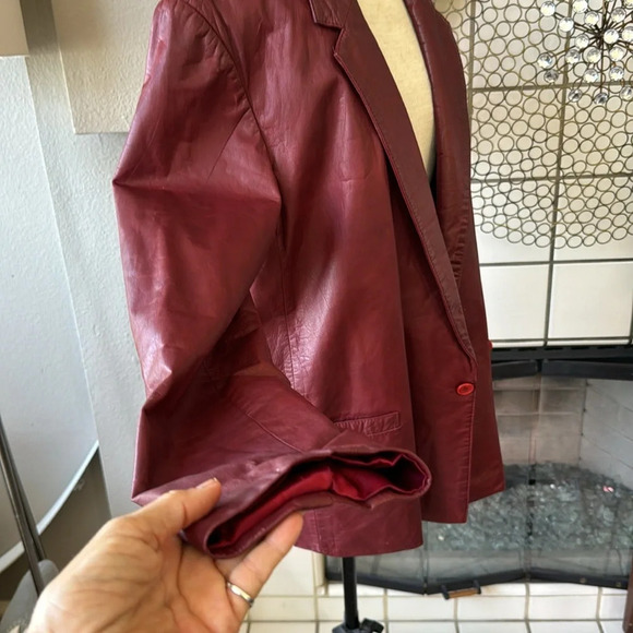 Echtes Leder Wine Red Luxurious NAPPA Leather Jacket Size 50 which fits like  XL - Picture 2 of 12